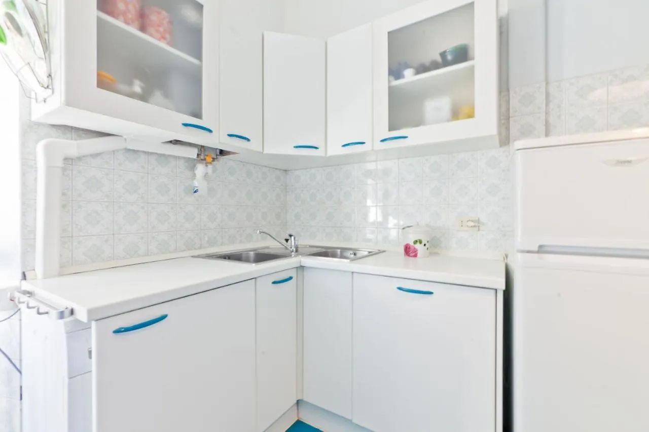 Porta Portese Colorful Flat Roma