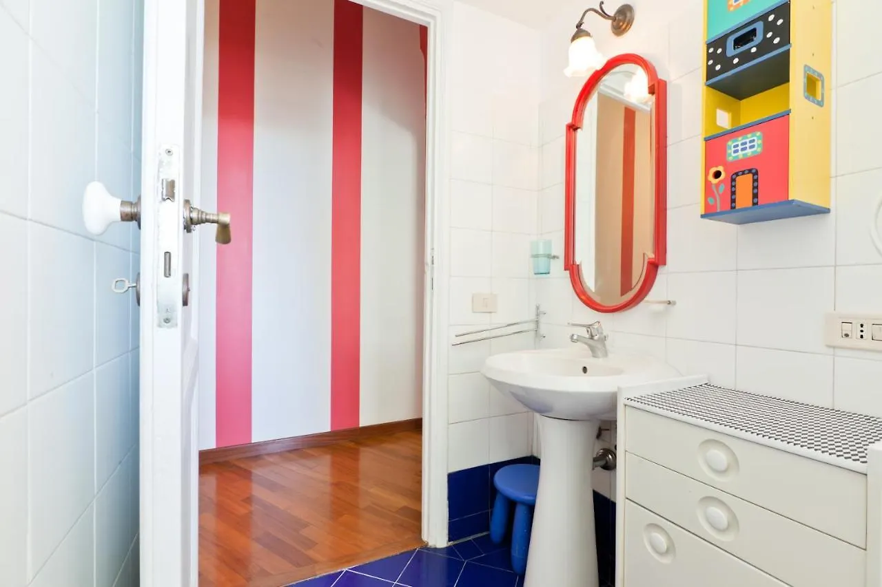 Porta Portese Colorful Flat Roma