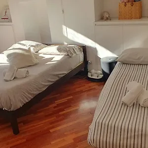 Charming Design Into Navigli District Apartamento Milán